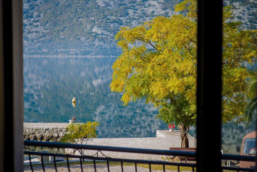 Apartments Marija Risan Rom bilde