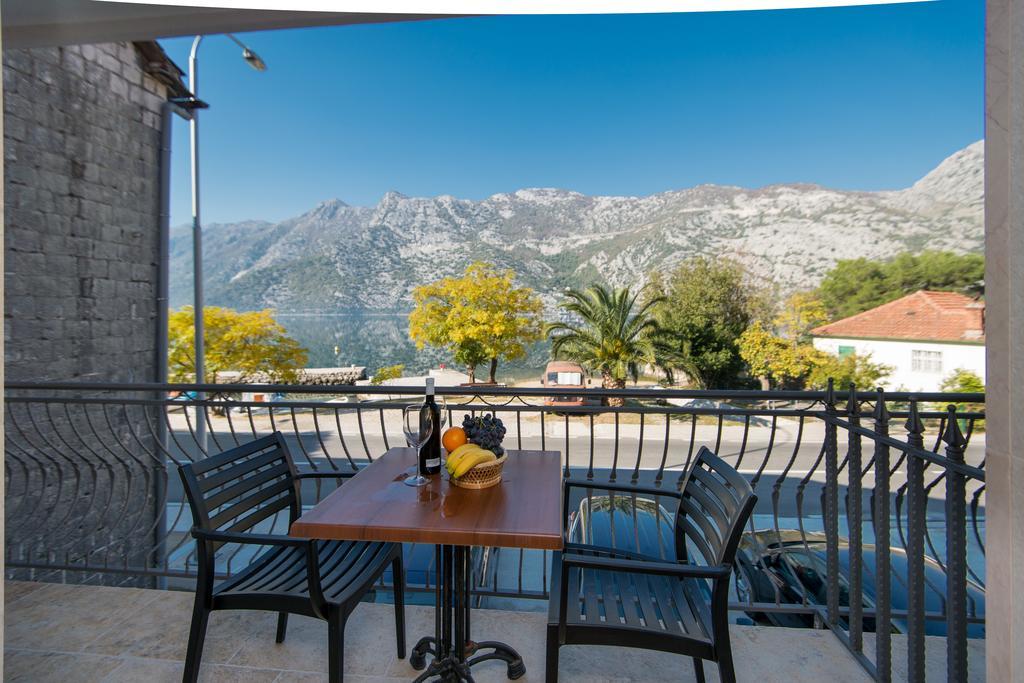 Apartments Marija Risan Rom bilde