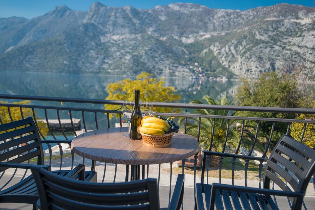 Apartments Marija Risan Rom bilde