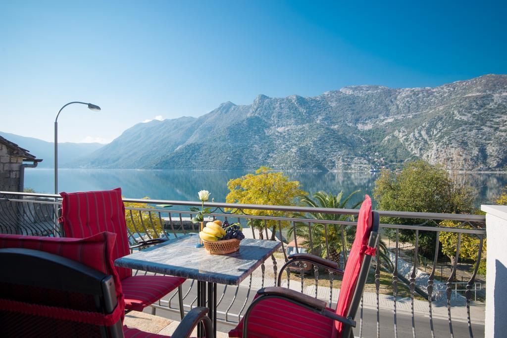 Apartments Marija Risan Rom bilde